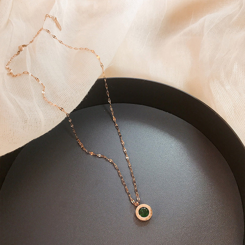 Colar com Mostrador Esmeralda Dourado