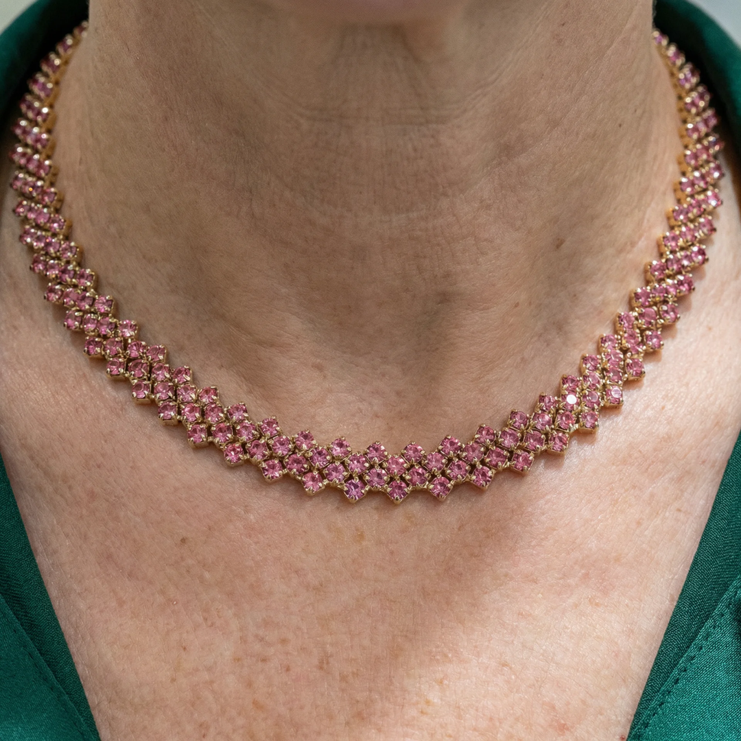 Colar Cravejado Rosa Dourado