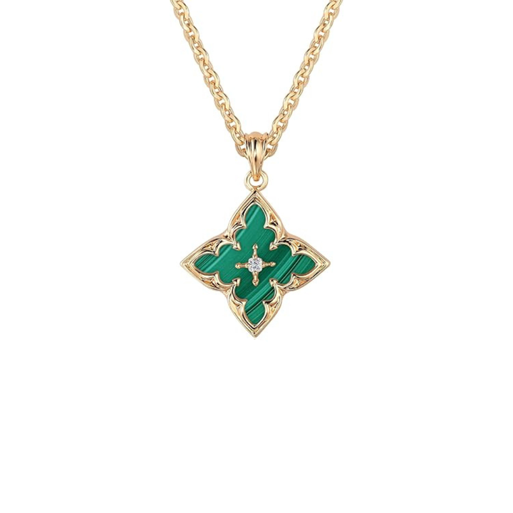 Colar com Pingente de Trevo de Esmeralda Dourado