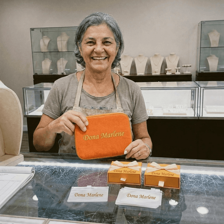 Brincos de Flor de Cerejeira